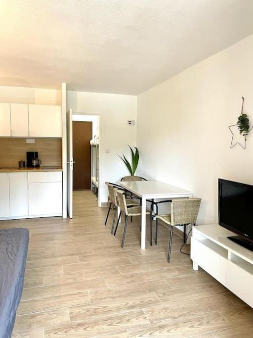 Joli Studio Cosy De 31 M2 Bord De Mer Acces Pmr 4Personnes La Ciotat Exteriér fotografie