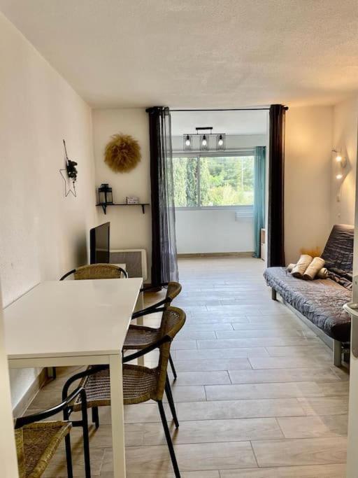 Joli Studio Cosy De 31 M2 Bord De Mer Acces Pmr 4Personnes La Ciotat Exteriér fotografie